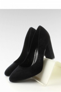 aksamitne-czolenka-szeroki-slupek-le018-black